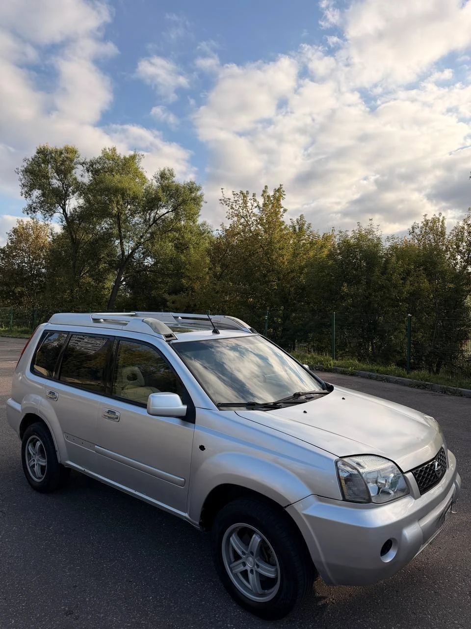 Nissan X-TRAIL