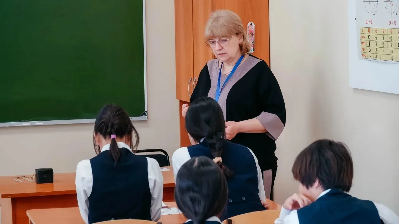 ⚡ Юлия Михайловна Баданина, учитель русского языка и литературы гимназии № 5 стала лауреатом XXXI ко