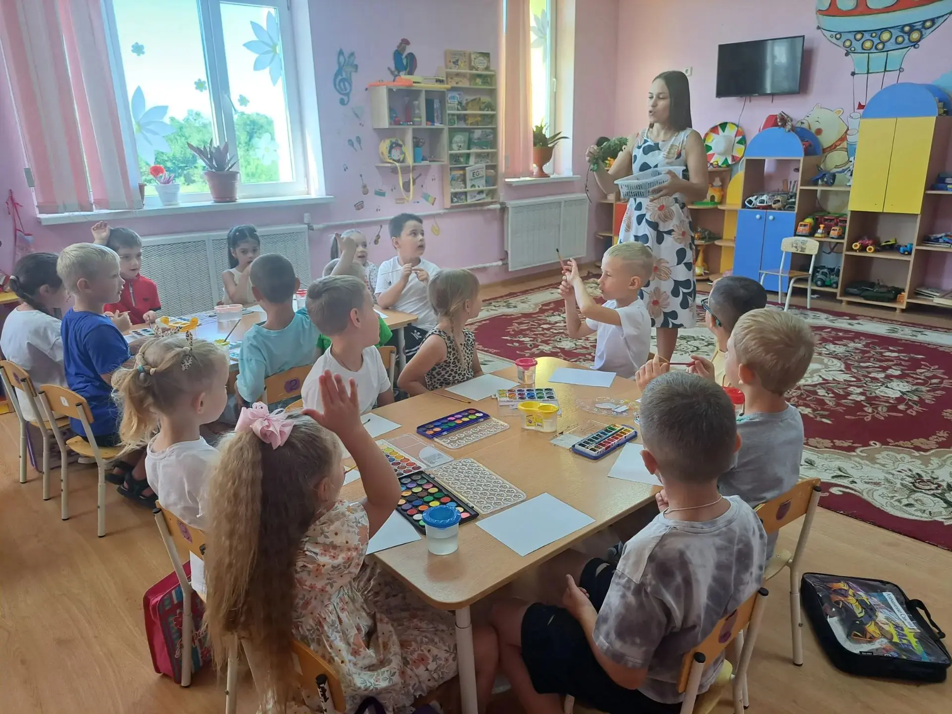 🫐 День смородины в старшей группе!

Ребята изучили пользу смородины и её витаминный состав, а затем