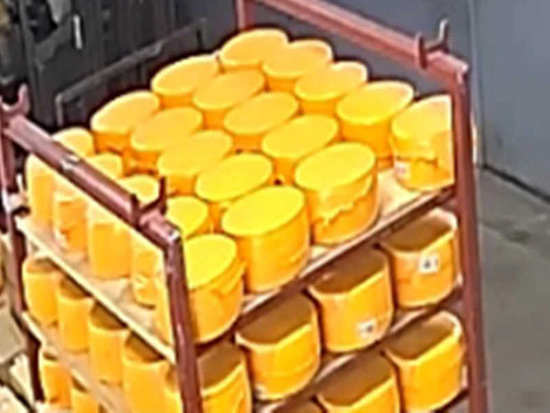 🧀В Барнауле осудят двух работников молочного предприятия за кражу более 700 килограммов сыра  Следов