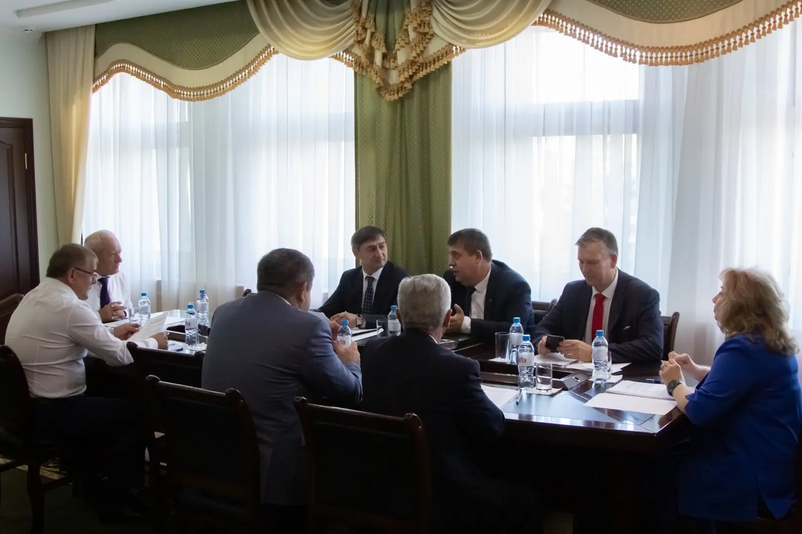 Бюджетный комитет рассмотрел вопросы к предстоящему заседанию парламента