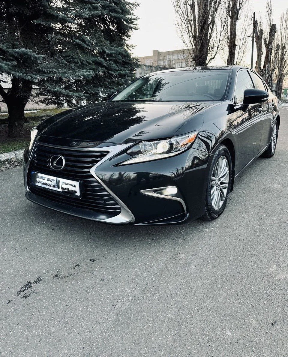🚗 Lexus ES 250 XV60
