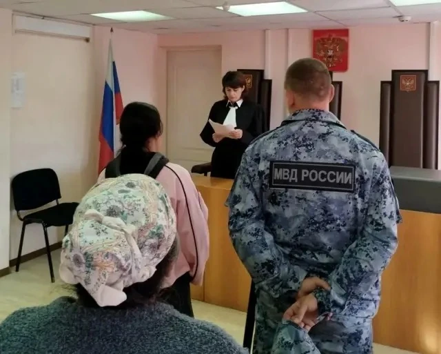 😱Налетчики ворвались к бабушке-инвалиду, избили её и отобрали икону с золотом