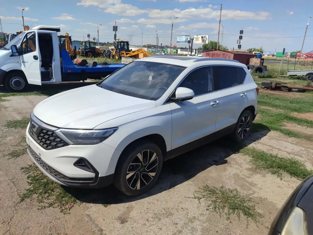 Очередной авто встретили. 

Jetta VS5 - это очень даже достойный кроссовер с надежными узлами, качес