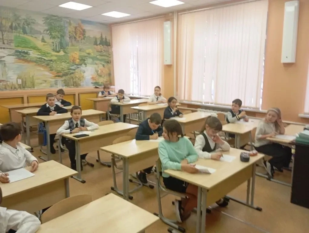 Обучающиеся начальной школы активно участвовали в районном этапе олимпиады, проходившей в рамках про