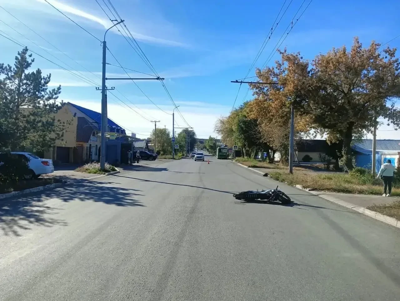 ❗В Оренбурге 16-летний подросток на кроссовом мотоцикле попал в больницу после ДТП