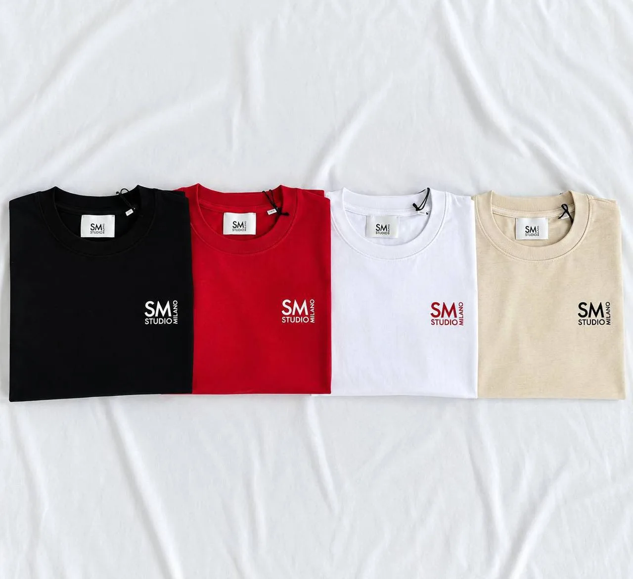 Дополняем самой трендовой вещью удлиненная #футболка/t shirt 45€  с длинным рукавом