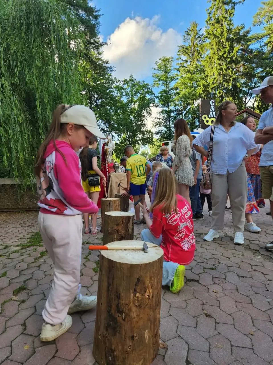 🎉 «Русские во дворе»: фестиваль в городском парке
