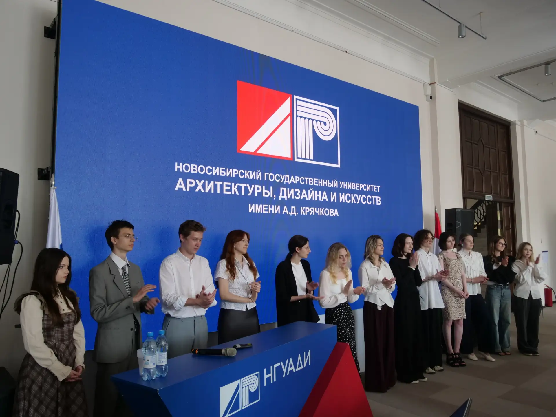 Студенты Колледжа НГУАДИ направления «предметный дизайн» защитили выпускные работы!

К каждой работе