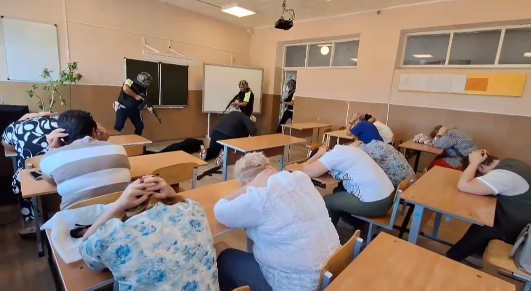 18 августа 2026 года в нашей школе прошли всероссийские учения по антитеррористической ...