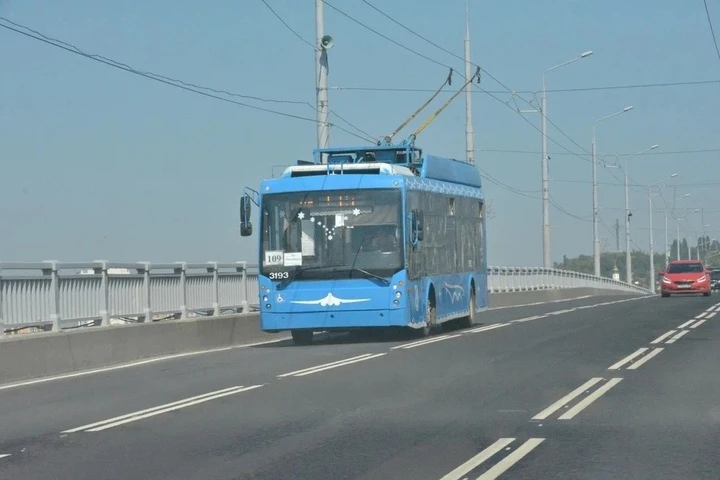 🚌Чтобы троллейбус ходил между Саратовом и Энгельсом до конца года нужно потратить 11,5...
