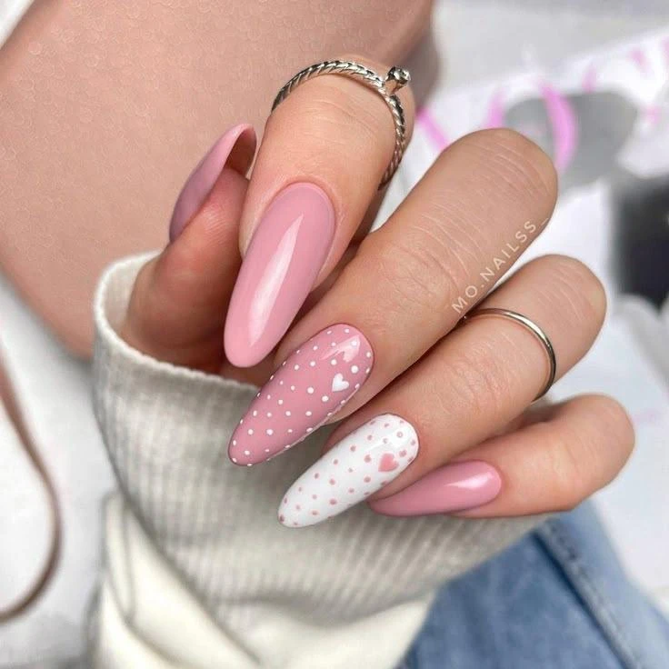 Подборка маникюра

💅 Маникюр