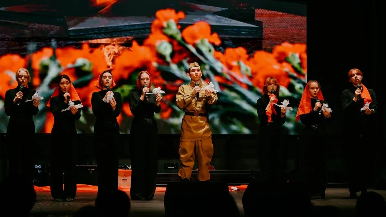 🎖️ 15 мая на сцене кинотеатра «Родина» на Семёновской площади состоялся праздничный концерт, посвящ