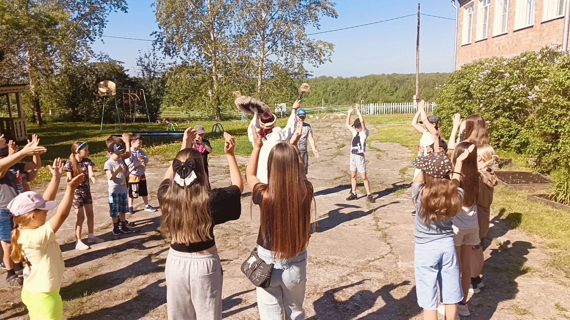 ☀️✨ В лагере «Первые, Орлята России - хоровод дружбы!» — настоящий праздник дружбы и ку...