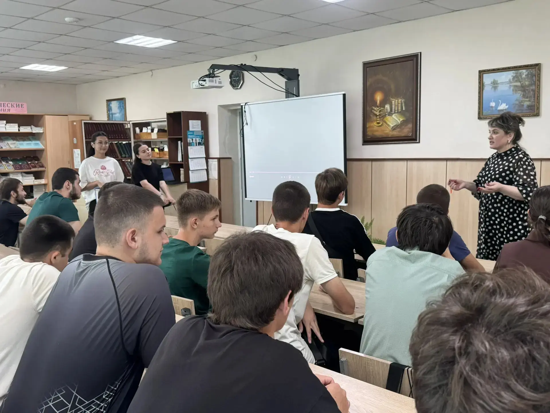 22 июня 2026 года в библиотеке филиала прошло памятное мероприятие «Этот день мы не забудем…», приур