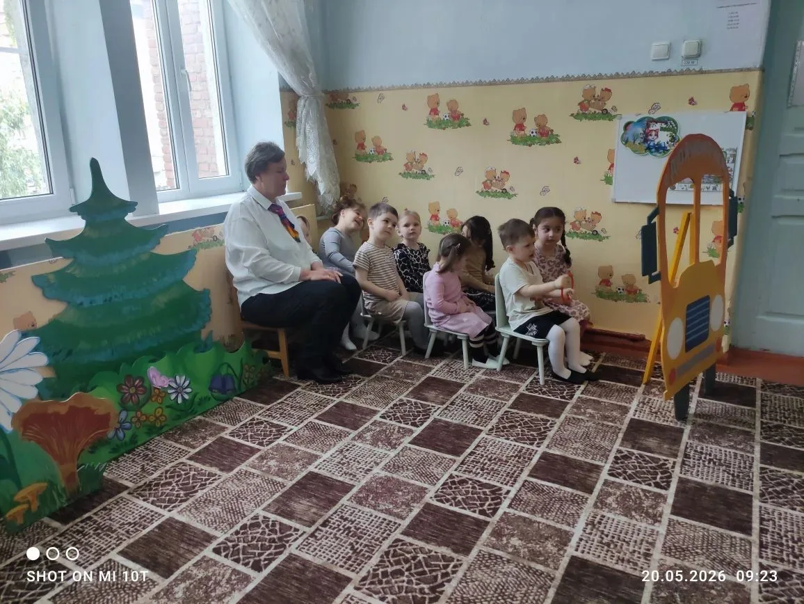 ✨️Во второй младшей группе прошло итоговое занятие " Путешествие в весенний лес"🌳