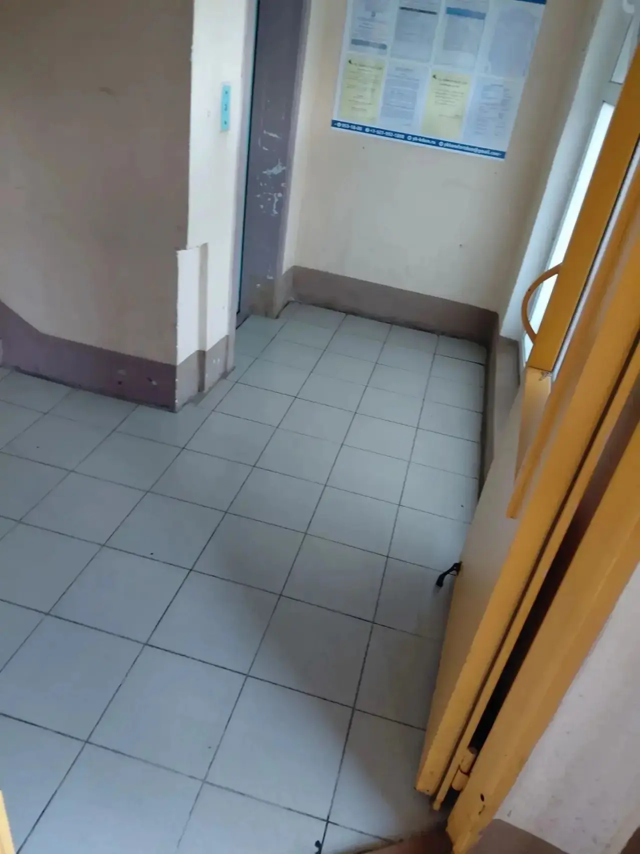 Ежедневная уборка первых этажей по адресу Белы Куна, ул.д.22, кор.1 🗑🗑🗑