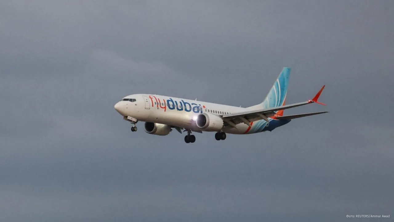 Напавший на капитана самолета FlyDubai второй пилот из Омана подвергся обработке экстре...