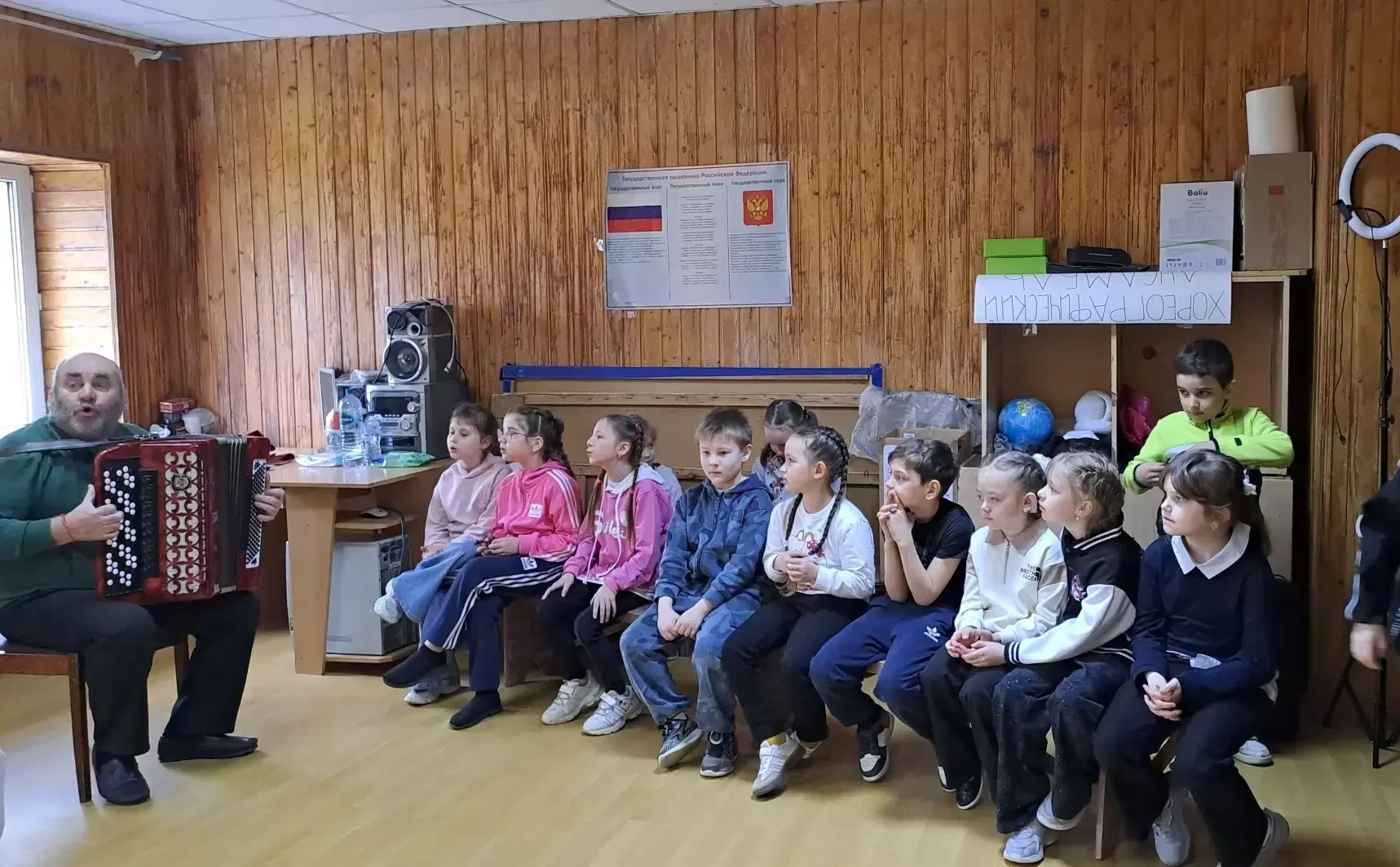 ✨ Четвёртый день лагеря «Алые паруса» — День театра и музыки! ✨  26 марта в 23-й школе был по-настоя