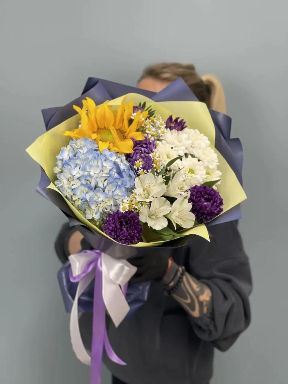 Первое сентября встречает нас яркими красками цветов! 🌸 Пусть этот учебный год будет п...