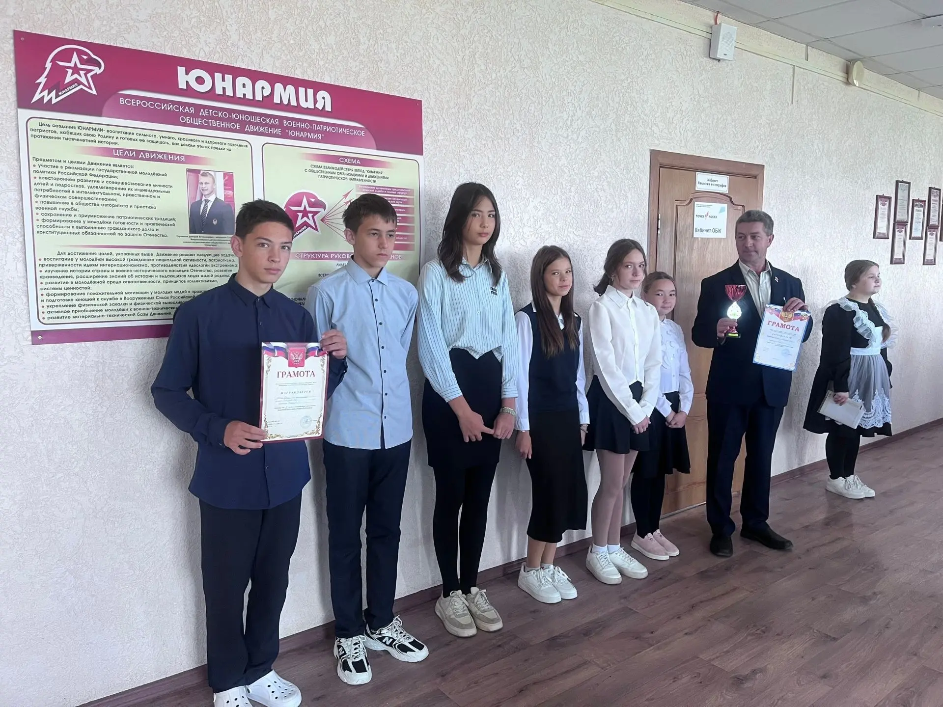 Иске Иштирәк мәктәбе укучылары район күләмендә узган кросста көч, ныклык, түземлелек кү...