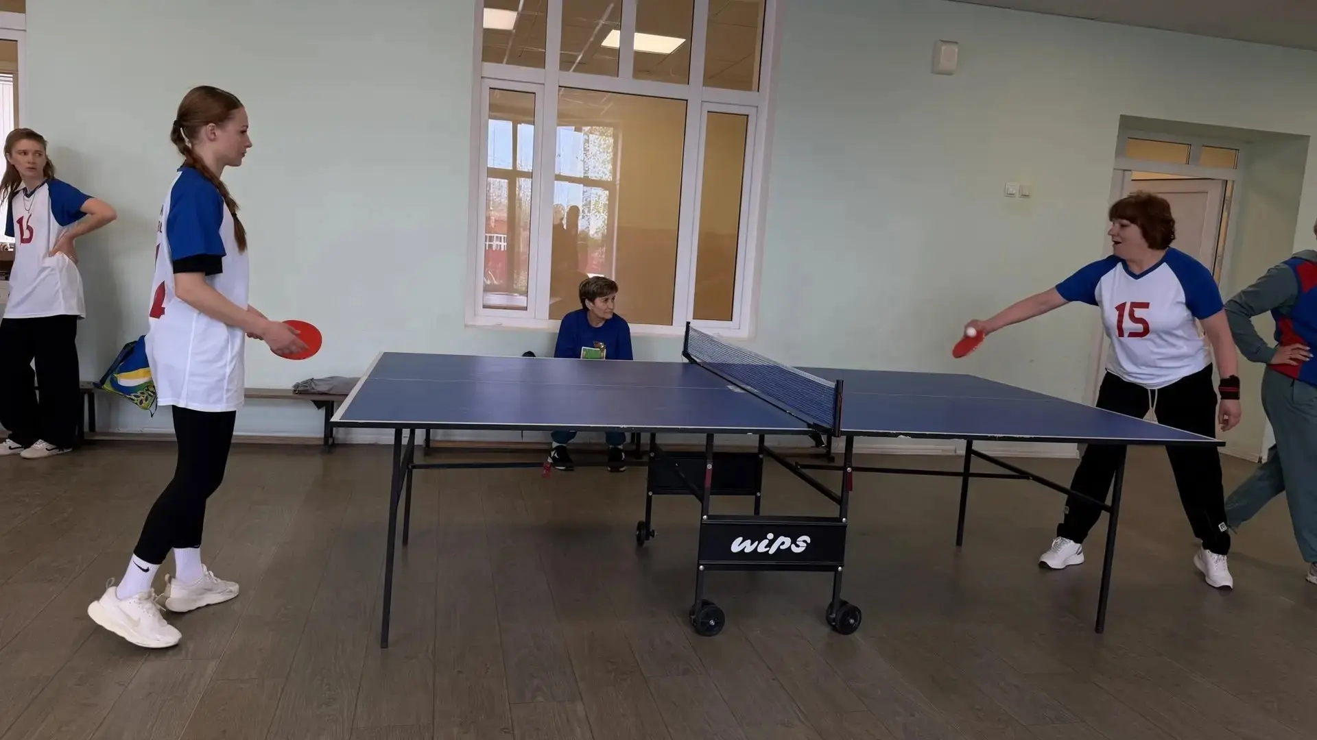 В Самарском прошла 14-я районная Спартакиада работников образования Азовского района  Спортивный пра