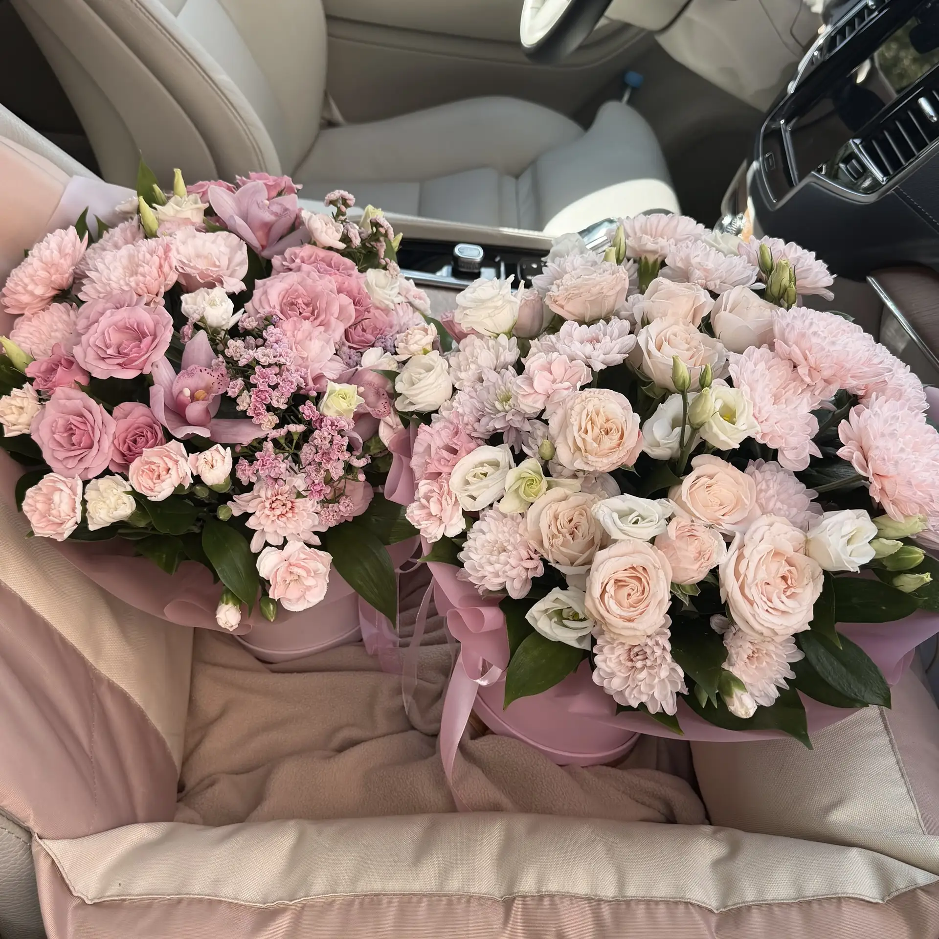 Доброго всем утра❤️ Немного красоты вам в ленту.  Вчера с Машей были на дне рождения ее  подруг. Неж