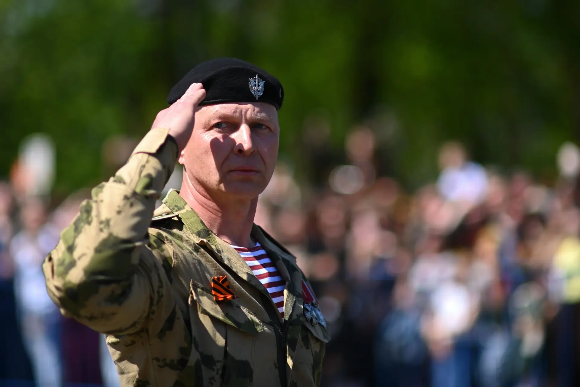 Жители Адыгеи приветствовали ветеранов и участников торжественного марша  Сегодня, в День Победы, од