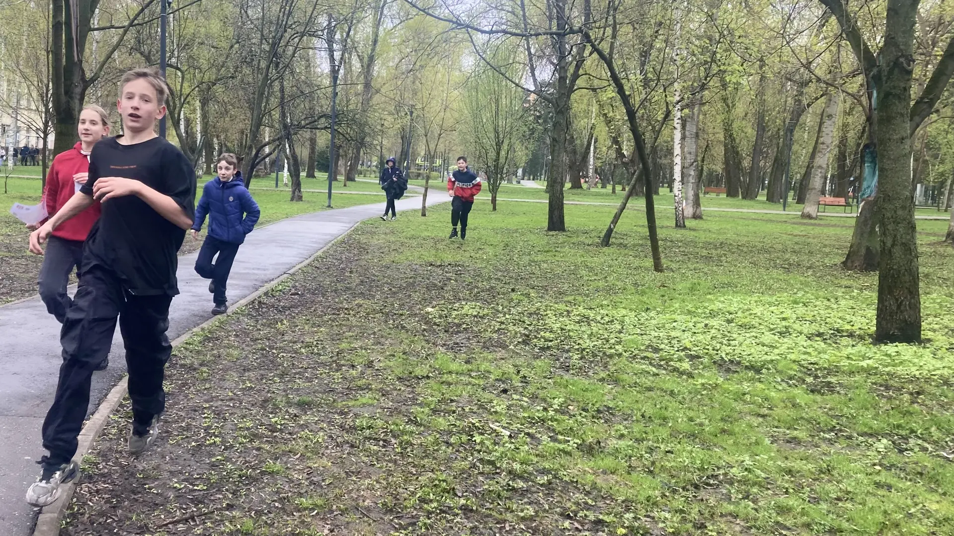💢 Гонка на Торфянке     🔶 Наши шестиклассники приняли участие в ежегодных школьных соревнованиях по 