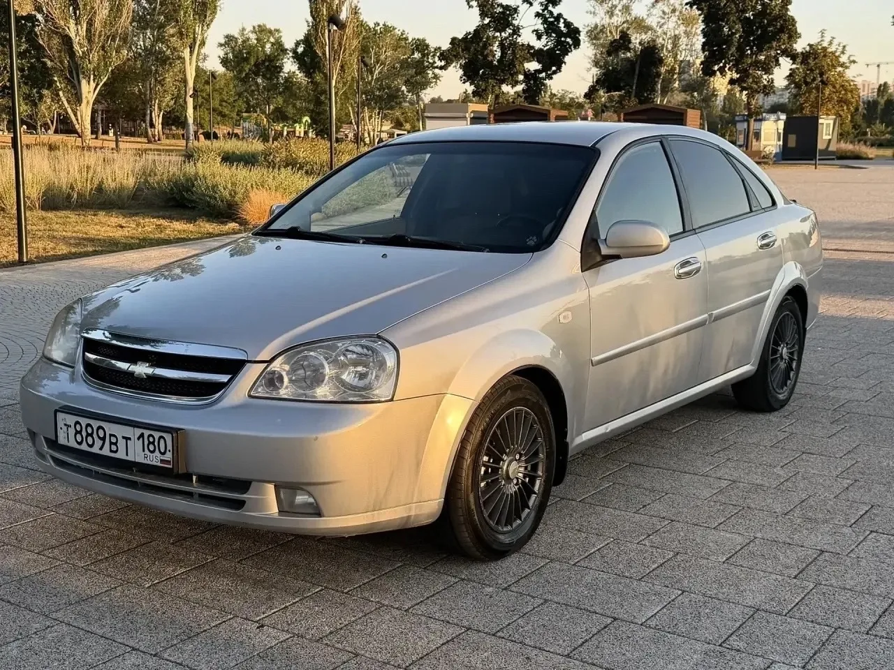 Продаю Chevrolet Lacetti ( Шевроле Лачети)