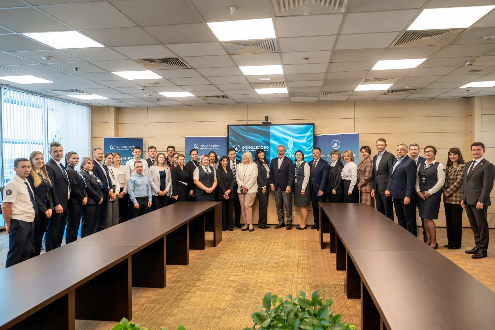 ✈️ 20% работающих жителей округа трудятся в Международном аэропорту Домодедово и связан...