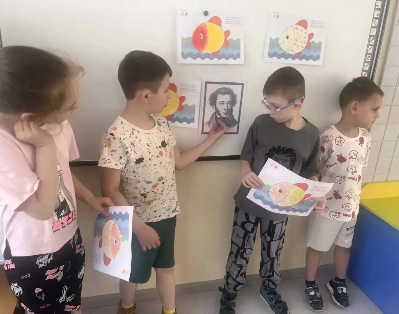 ✒️📚 📖 
Каждый год 6 июня, в Пушкинский день, вся страна отмечает замечательный праздник — День рож