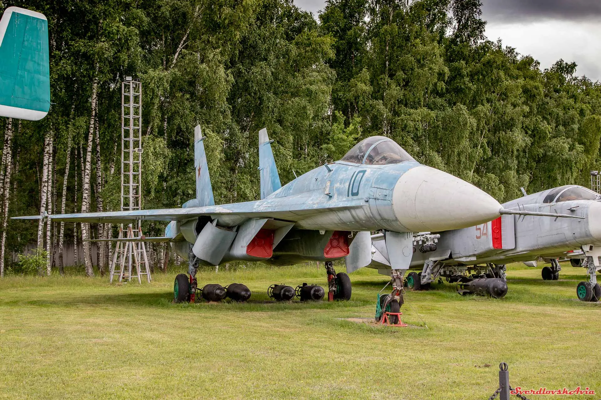 Мой обзор музея в Монино. Часть 2. На перекрестке у Вертолета В-12 сосредоточены творен...