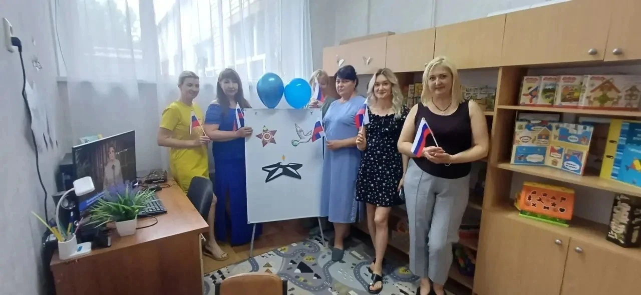 🌸 ЖЕНЩИНЫ ЗА МИР: СИЛА СОЗИДАНИЯ ПРОТИВ РАЗРУШЕНИЯ

Совет женщин ГБДОУ ЛНР ЯСЛИ-САД № 113 «Солнышко