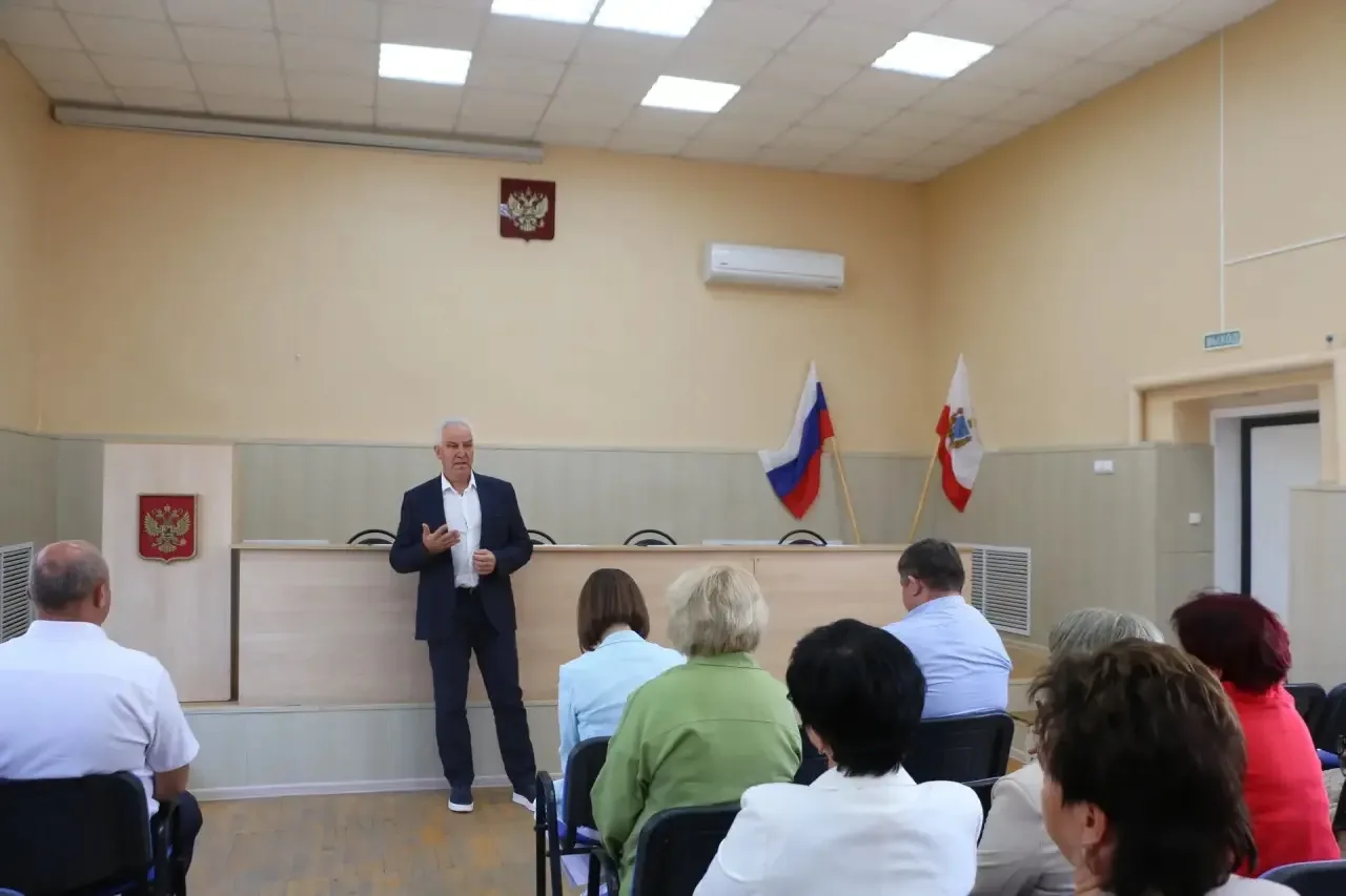 С рабочей поездкой Самойловский район посетил председатель Саратовской областной Думы А...
