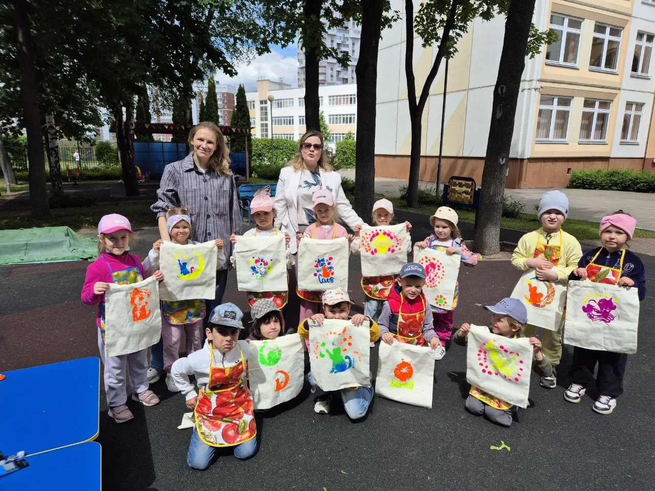 🌈 Счастливое детство

🙌🏻 1 июня в дошкольном отделении (Мичуринский пр-т, д. 22, к. 2) развернули