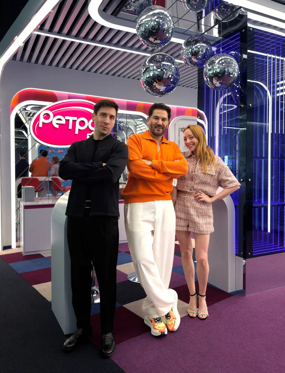 Авраам Руссо на Ретро FM 💫

19 июня гостем Саши Светлова и Риты Субботиной в утреннем шоу «Первая