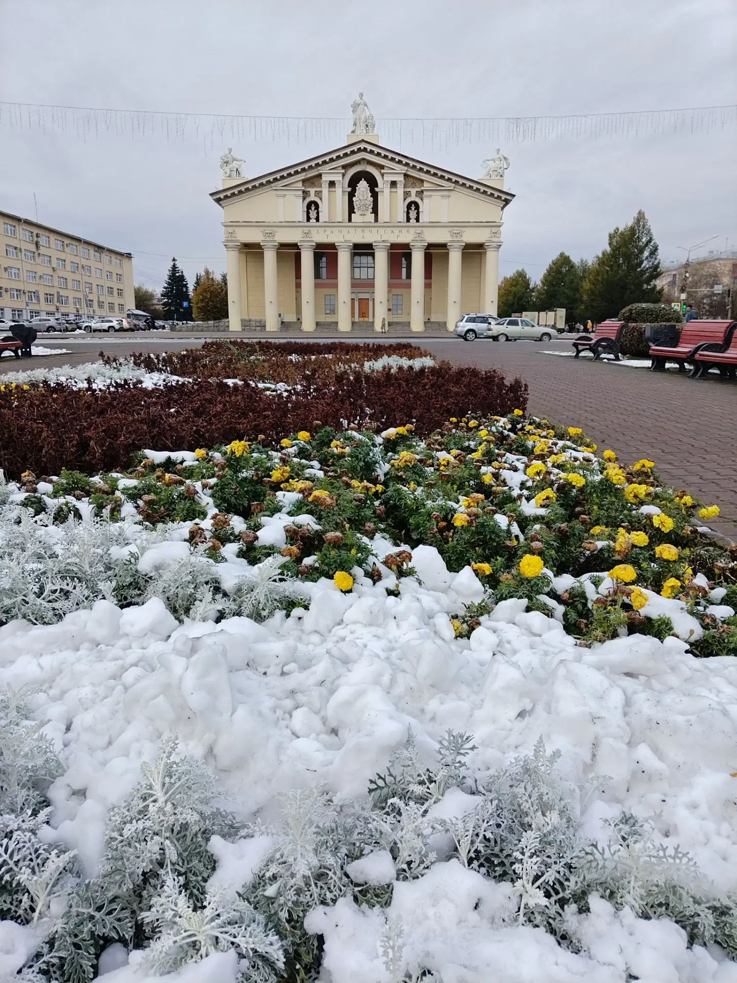 ❄ Доброе осенне-снежное утро в Нижнем Тагиле ☃