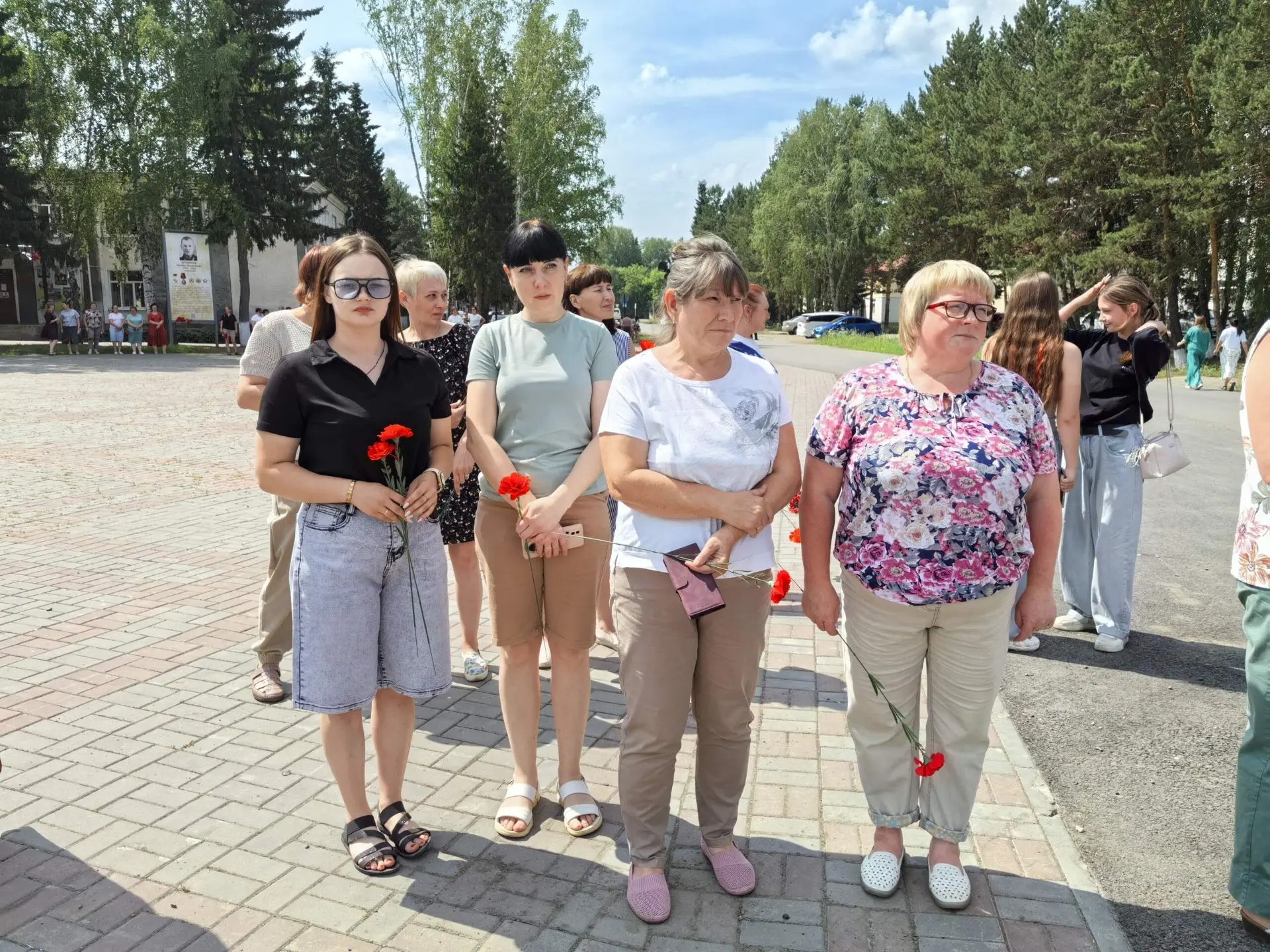 ПОЧТИЛИ ПАМЯТЬ


      Сегодня, 22 июня, в День памяти и скорби, сотрудники учреждения ПРИНЯЛИ участ