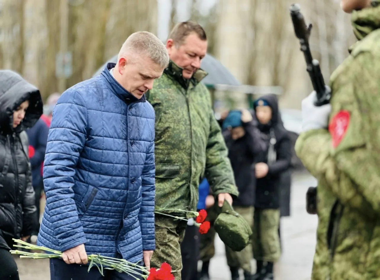 🎗️Сегодня у памятника жертвам ядерных аварий и катастроф прошел митинг, посвященный подвигу ликвидат