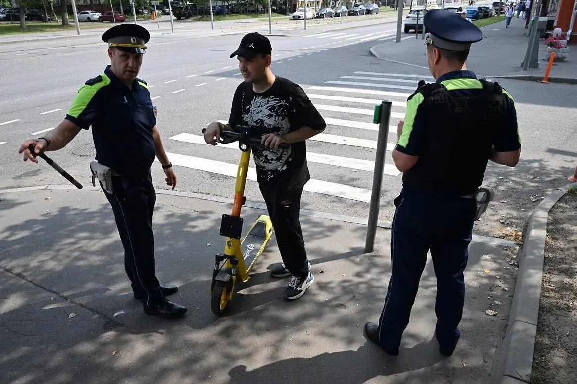 🛴 В школах Самары будут отслеживать учеников на самокатах.