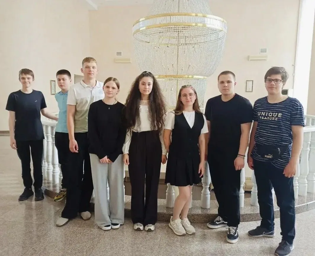Ученики 9 "Б" и 10 "А" классов совершили познавательное и запоминающееся путешествие! Н...