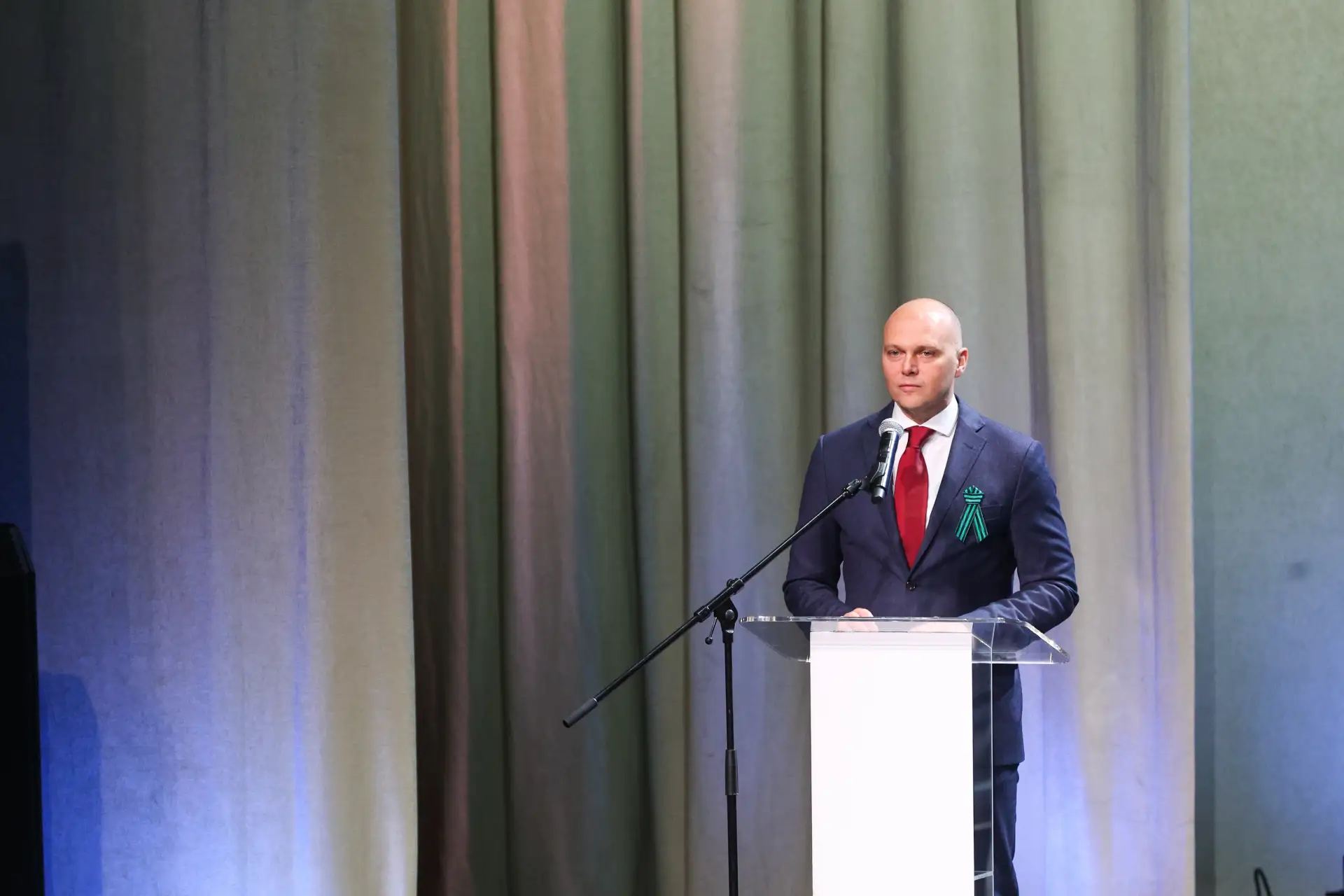 Председатель Совета Федерации Валентина Матвиенко в Калининградской области вручила государственные 