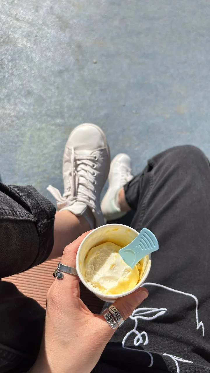 👟 Если ваши кроссовки стоят
30 000 р, это ещё не значит, что они полезны для ваших стоп.

Сейчас бу