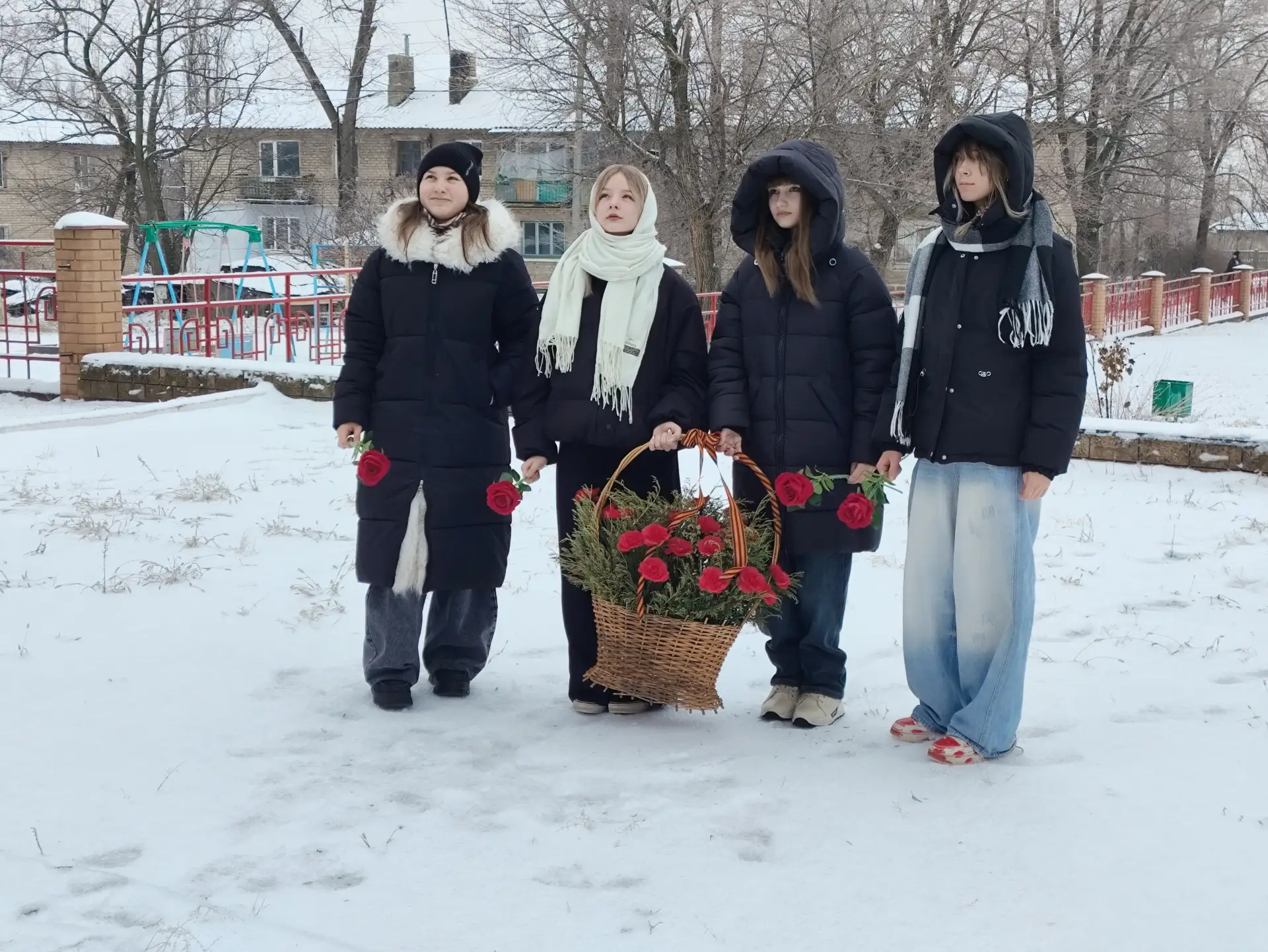 ➡️В посёлке Краснодон состоялось тематическое мероприятие с участием школьников, посвящ...