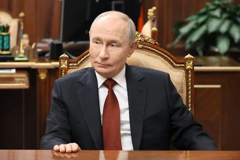 🎉 Владимир Путин отмечает сегодня день рождения — ему исполнилось 74 года