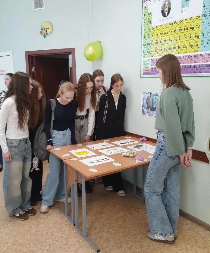 Профориентация   26 марта ученики 8 класса посетили Тверской химико-технологический колледж. Меропри