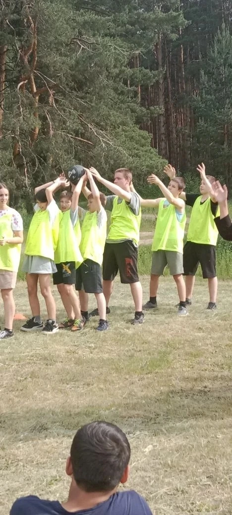 🏃🏼‍♂️ ВЕСЁЛЫЕ СТАРТЫ 🏃🏽‍♀️

🤸🏼‍♂️🤸🏽‍♀️ В детском доме прошло спортивное мероприятие «Весёлые