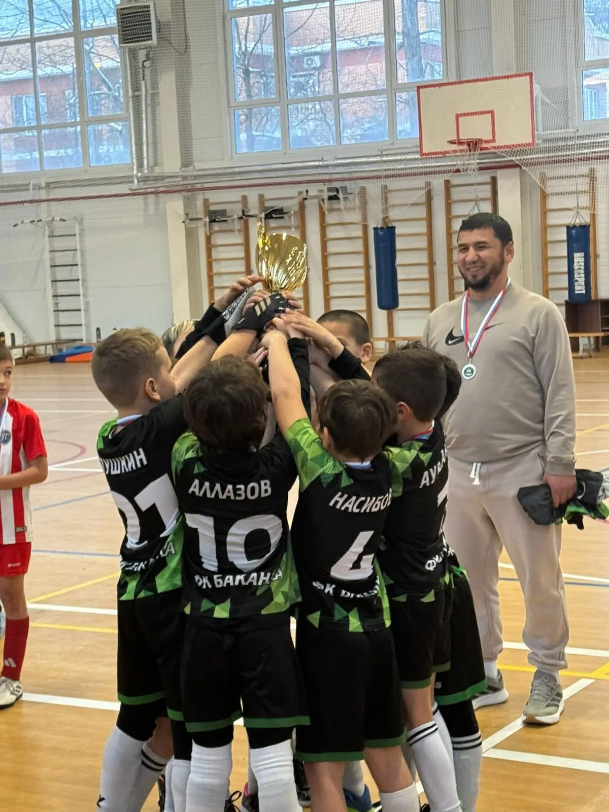 ⚽️ Команда «Витязь» ст. Нижнебаканская, под руководством тренера-преподавателя Туракуло...