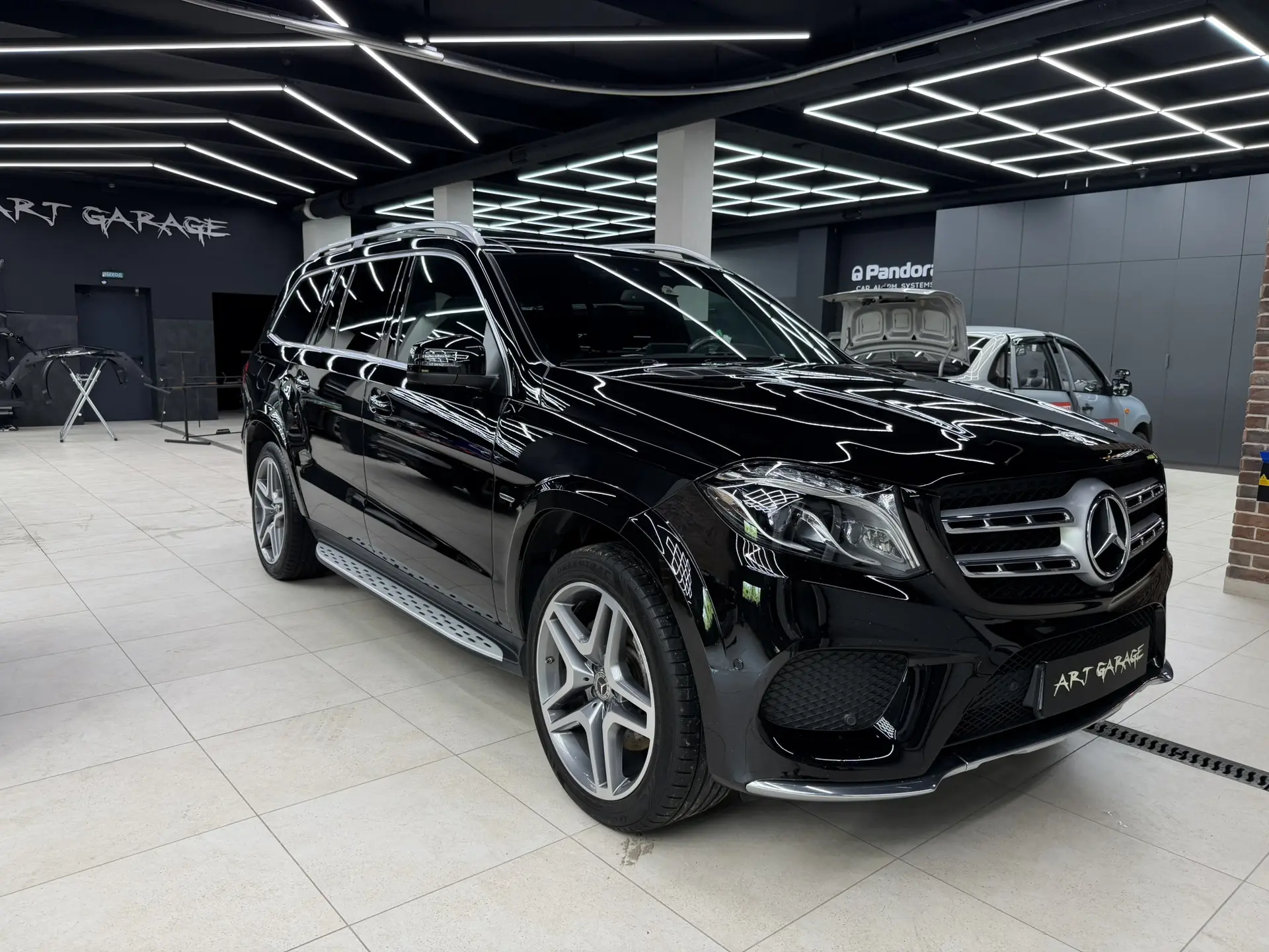 🖤 Можно ли сделать так, чтобы Mercedes GLS 2018 года выглядел почти как новый? Можно!
 
Этот Merced